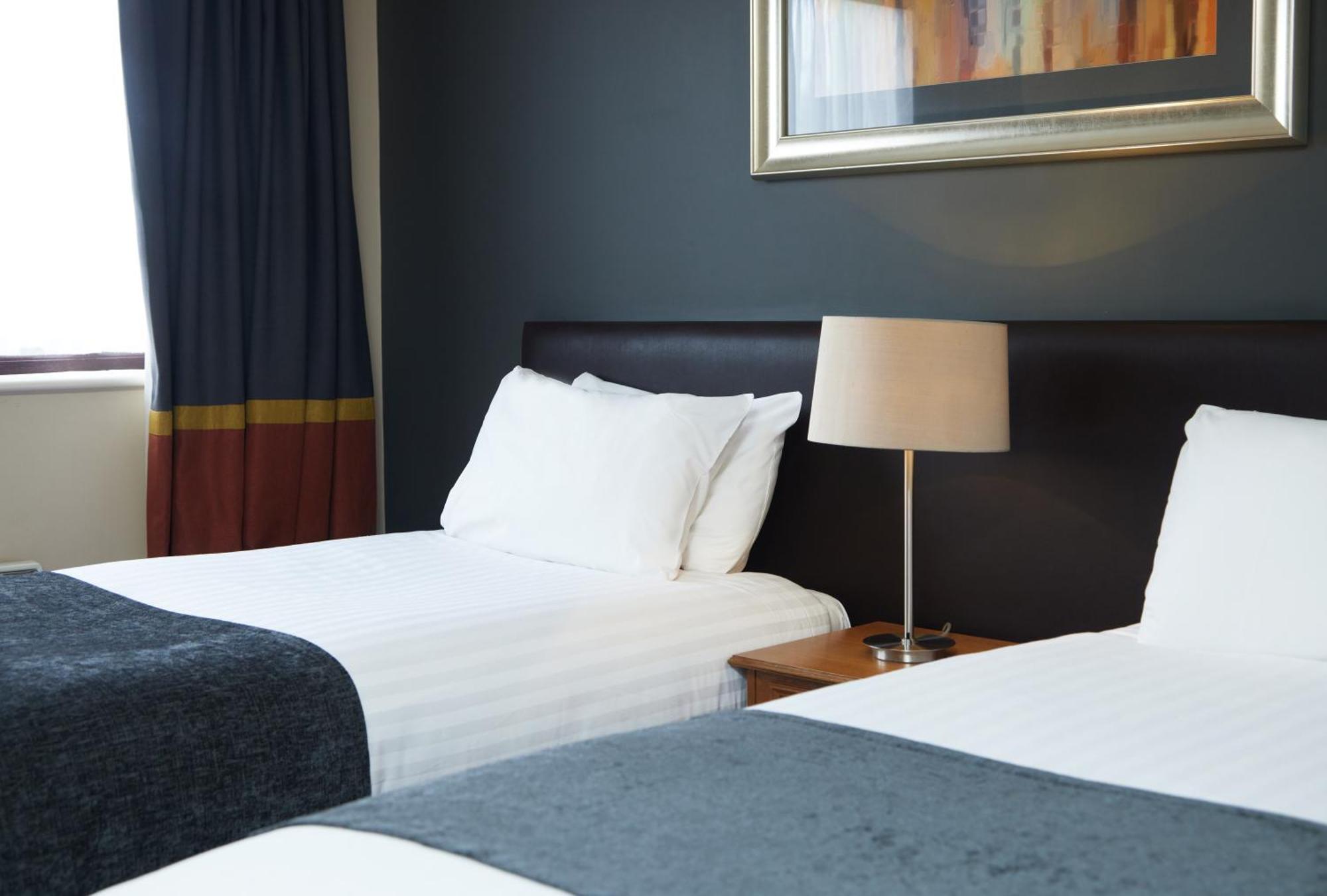 The Broughton Hotel By Greene King Inns Milton Keynes Dış mekan fotoğraf