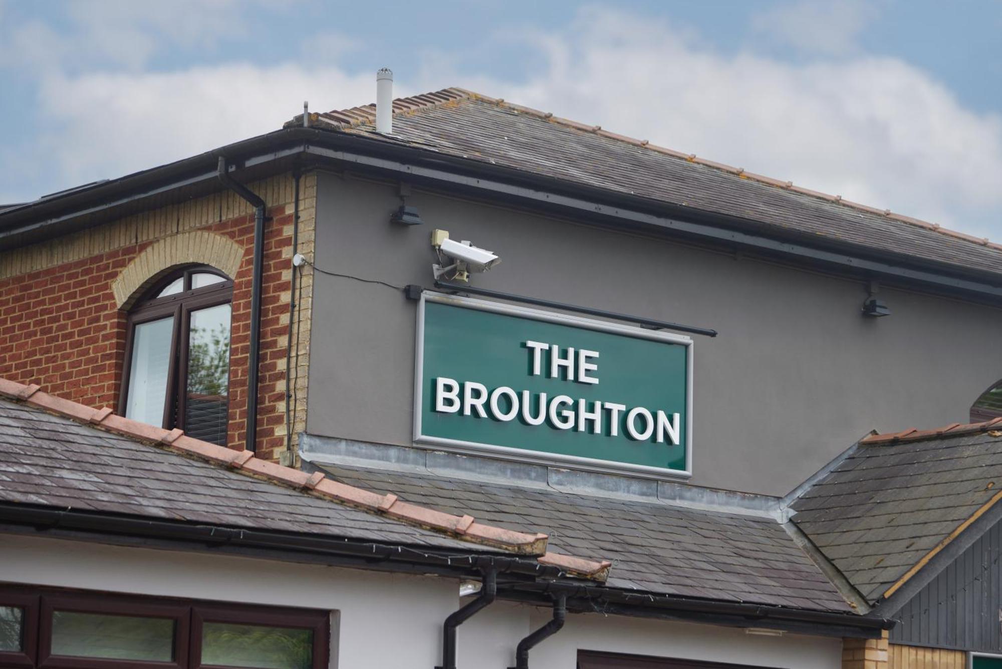 The Broughton Hotel By Greene King Inns Milton Keynes Dış mekan fotoğraf