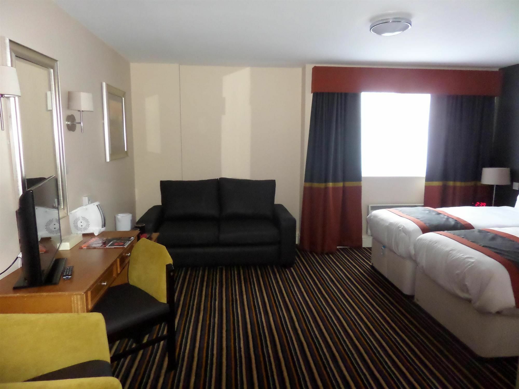 The Broughton Hotel By Greene King Inns Milton Keynes Dış mekan fotoğraf