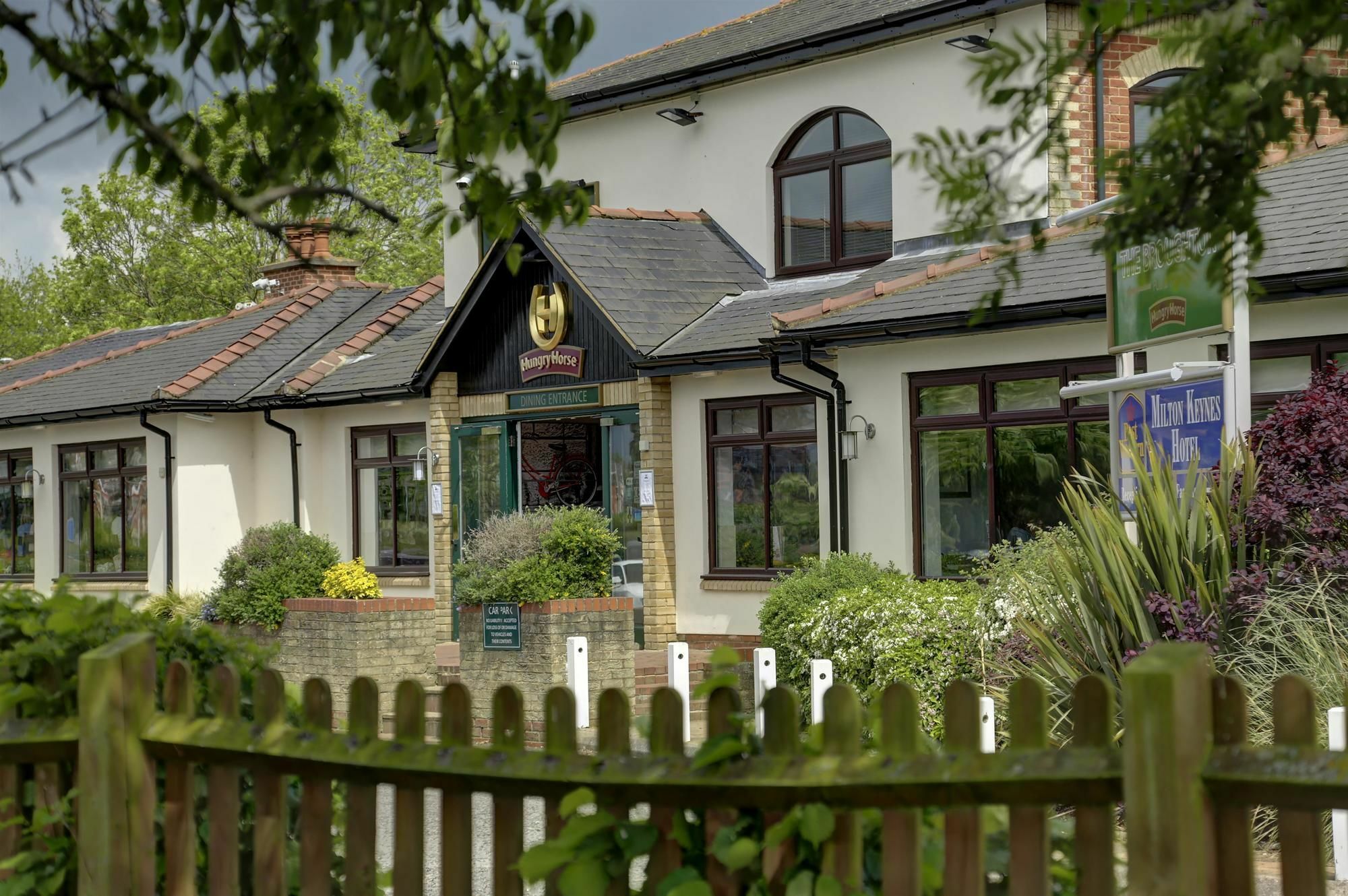 The Broughton Hotel By Greene King Inns Milton Keynes Dış mekan fotoğraf